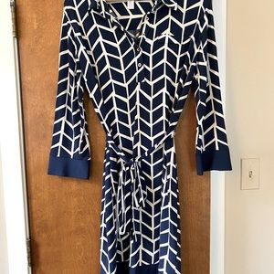 Adorable shirt dress with tie